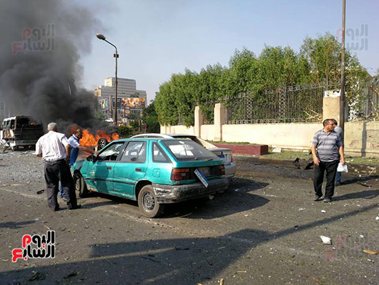 صور انفجار سيارة مطلع كوبرى اكتوبر (15)