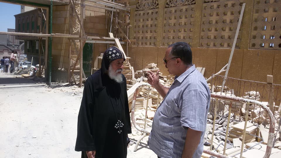 رئيس مركز اسيوط و احد رهبان دير درنكه رئيس مركز اسيوط و احد رهبان دير درنكه