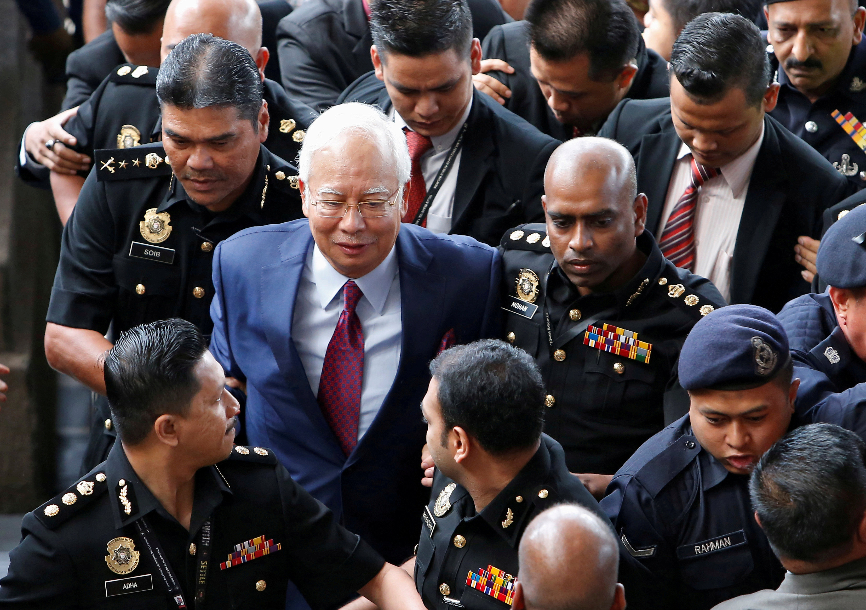 رئيس وزراء ماليزيا نجيب عبد الرازق 