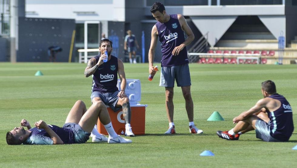 رباعى برشلونة ميسي وبيكيه وألبا وبوسكيتس رباعى برشلونة ميسي وبيكيه وألبا وبوسكيتس