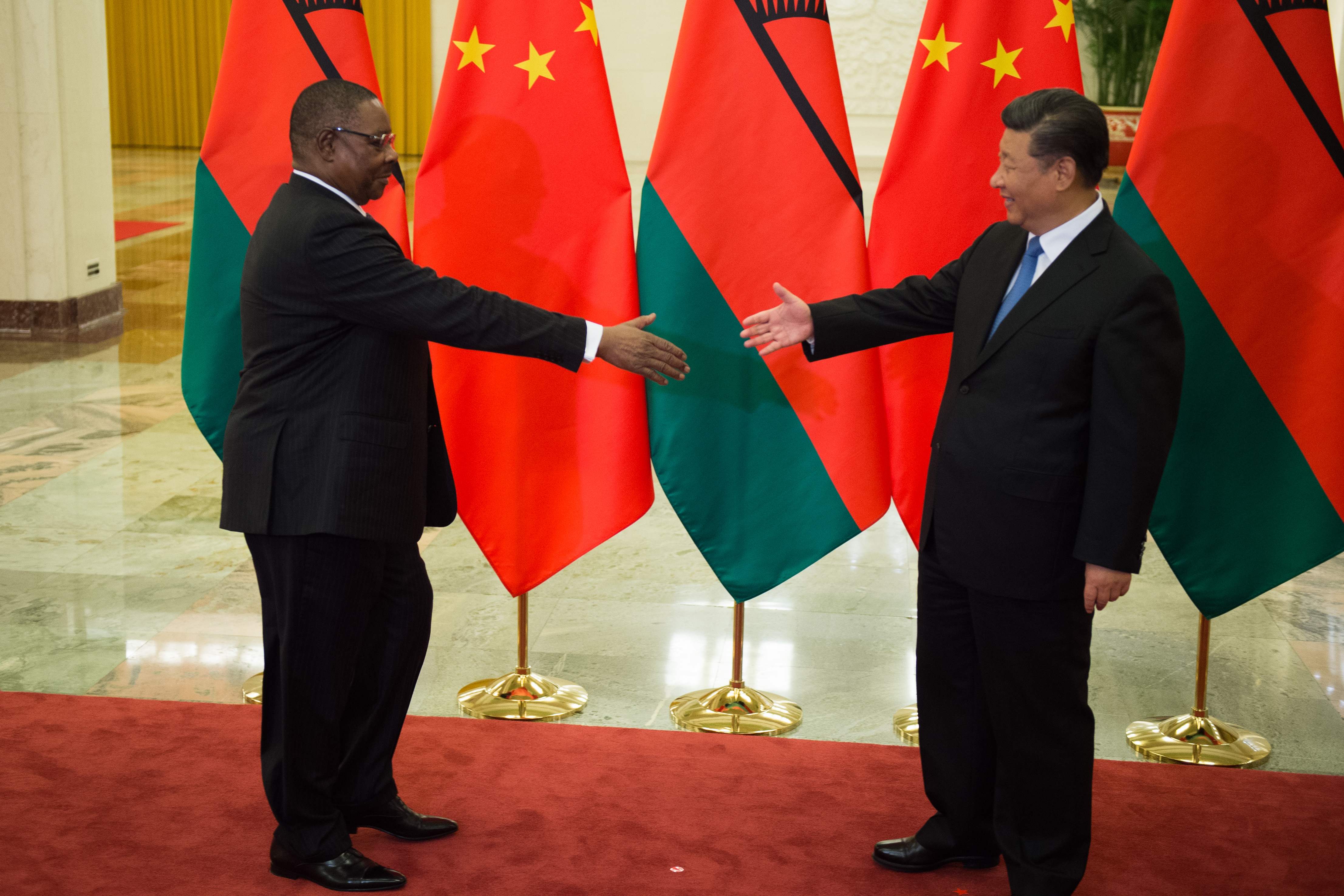 الرئيس الصينى مع رئيس مالاوى