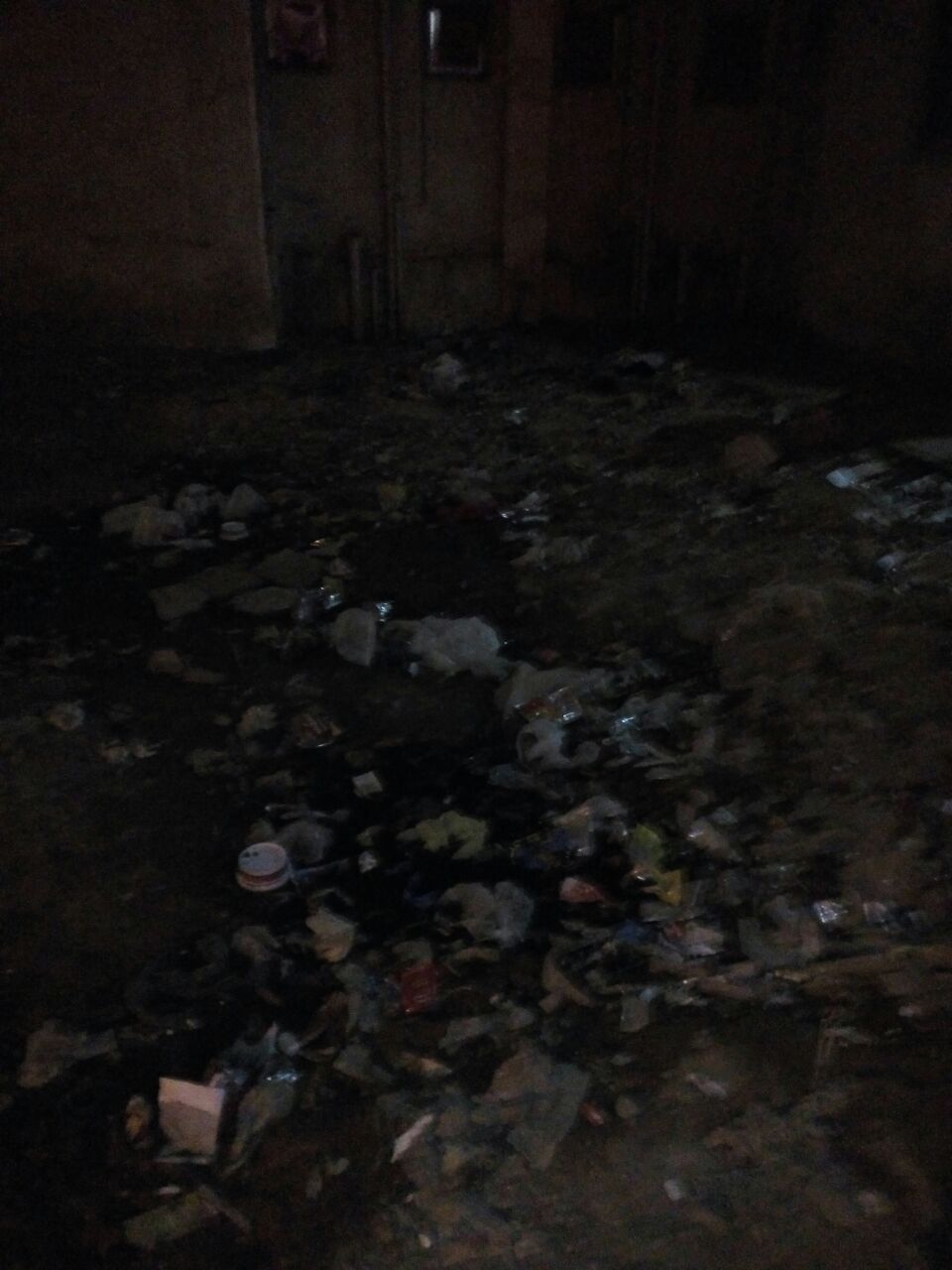 انتشار القمامة بمساكن الأوقاف بقليوب البلد (1)