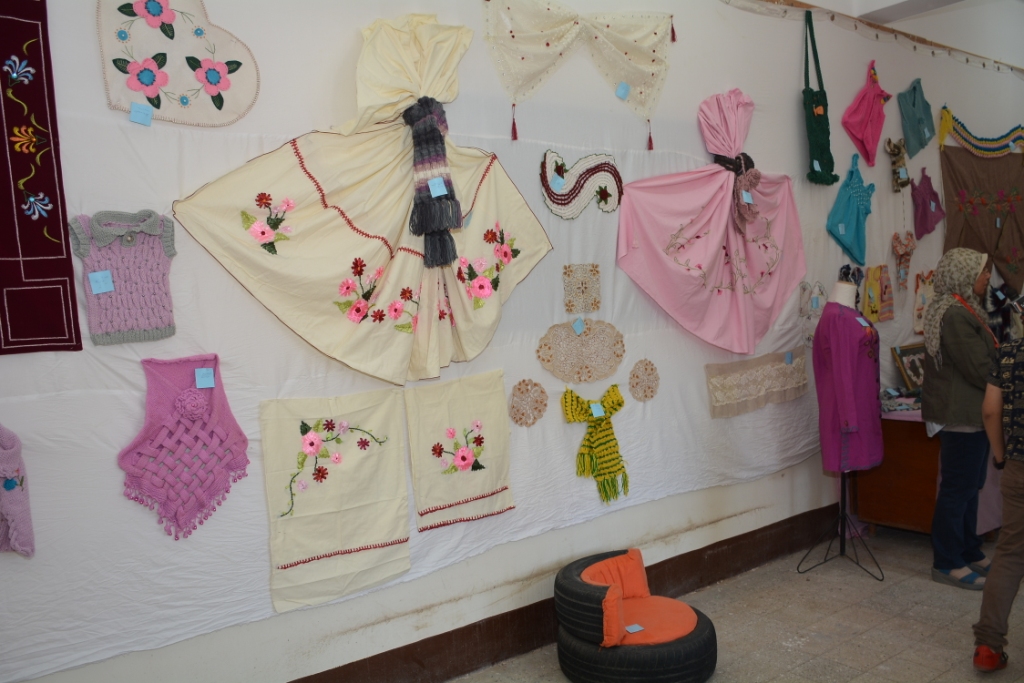 افتتاح معرض التربية الفنية والاقتصاد المنزلى بجامعة أسيوط (1)