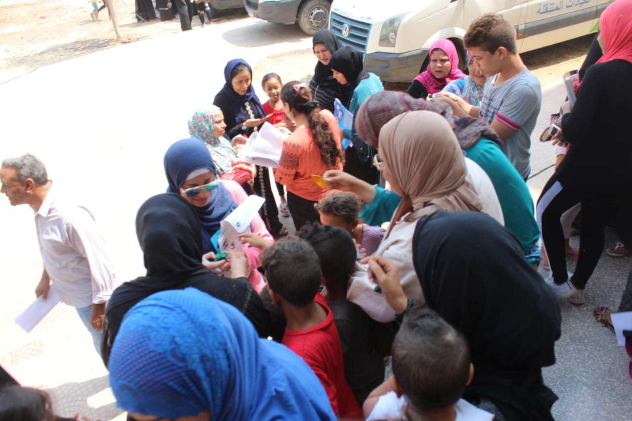 قوافل طبيه وندوات توعية بأحياء محافظة القاهرة  (2)