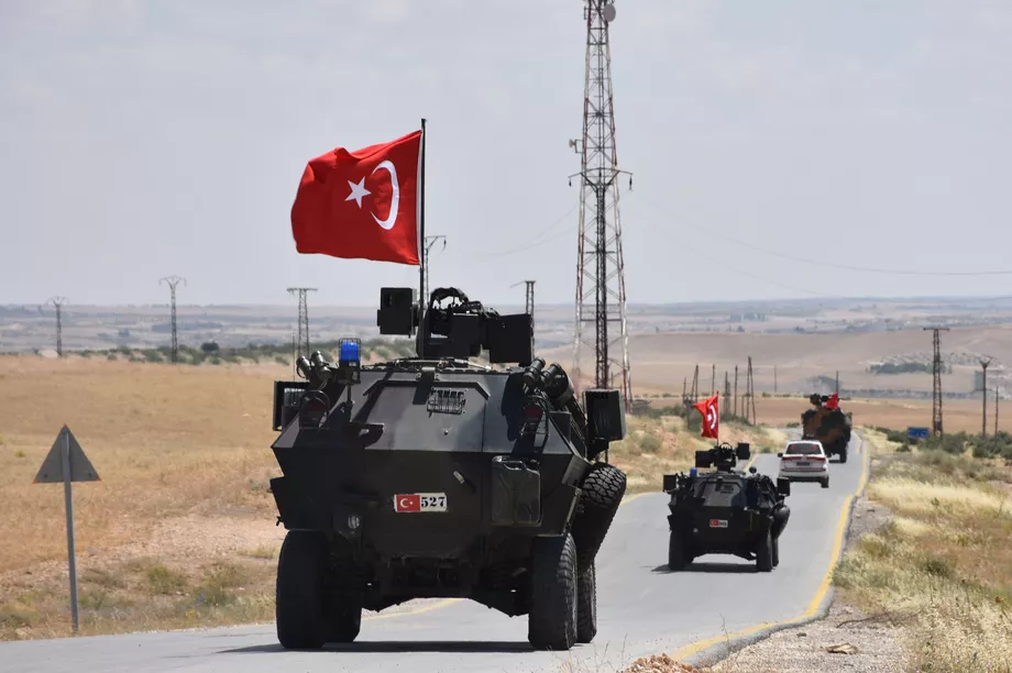 القوات التركية المشاركة فى القتال ضد الأكراد