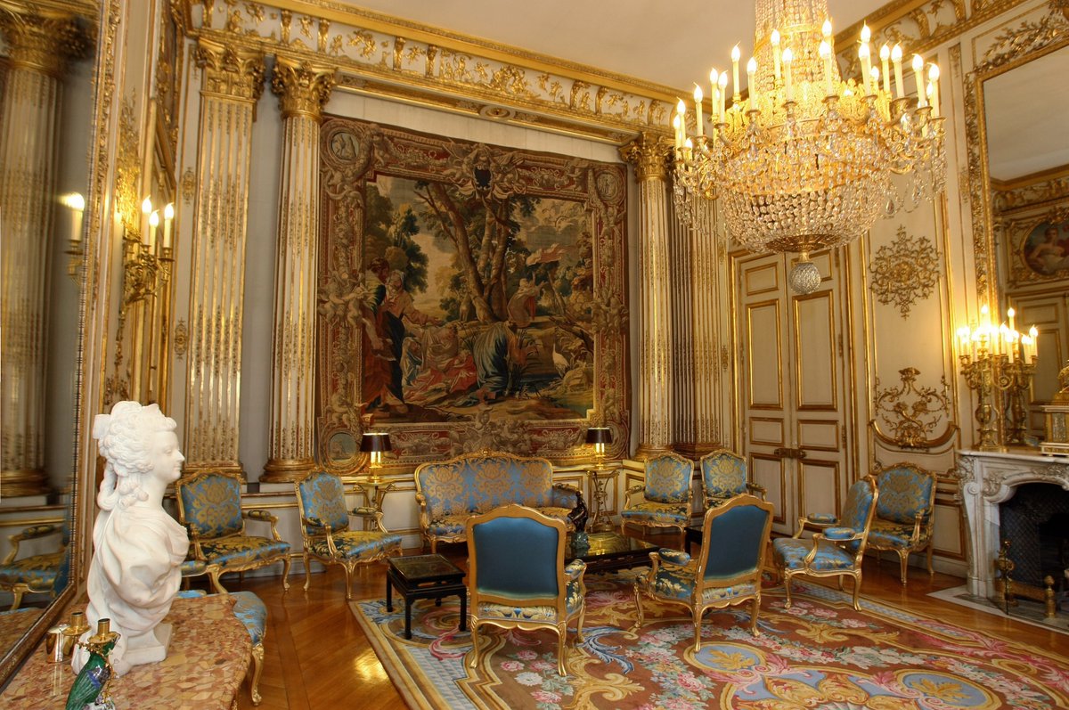 أحدى قاعات قصر الإليزيه الفرنسى