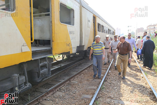 محافظ المنوفية يتفقد خروج قطار القاهرة طنطا عن القضبان