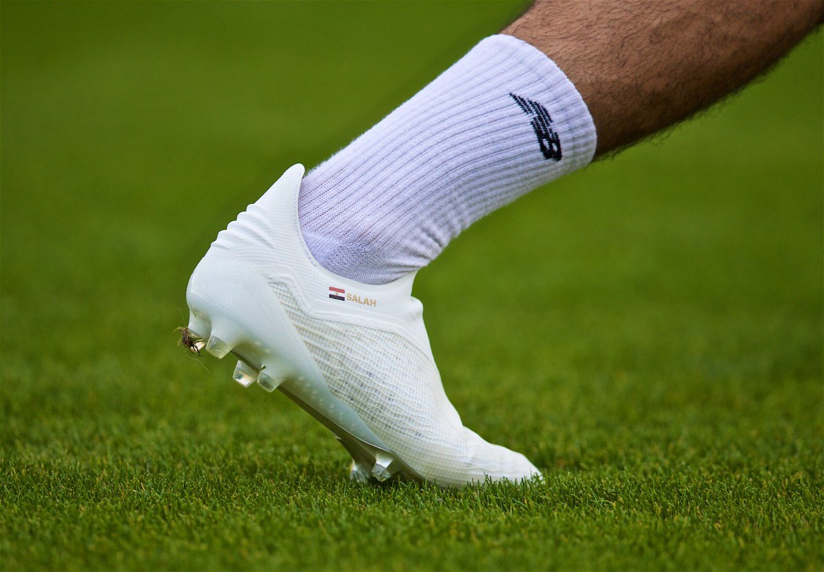 الحذاء الجديد لمحمد صلاح