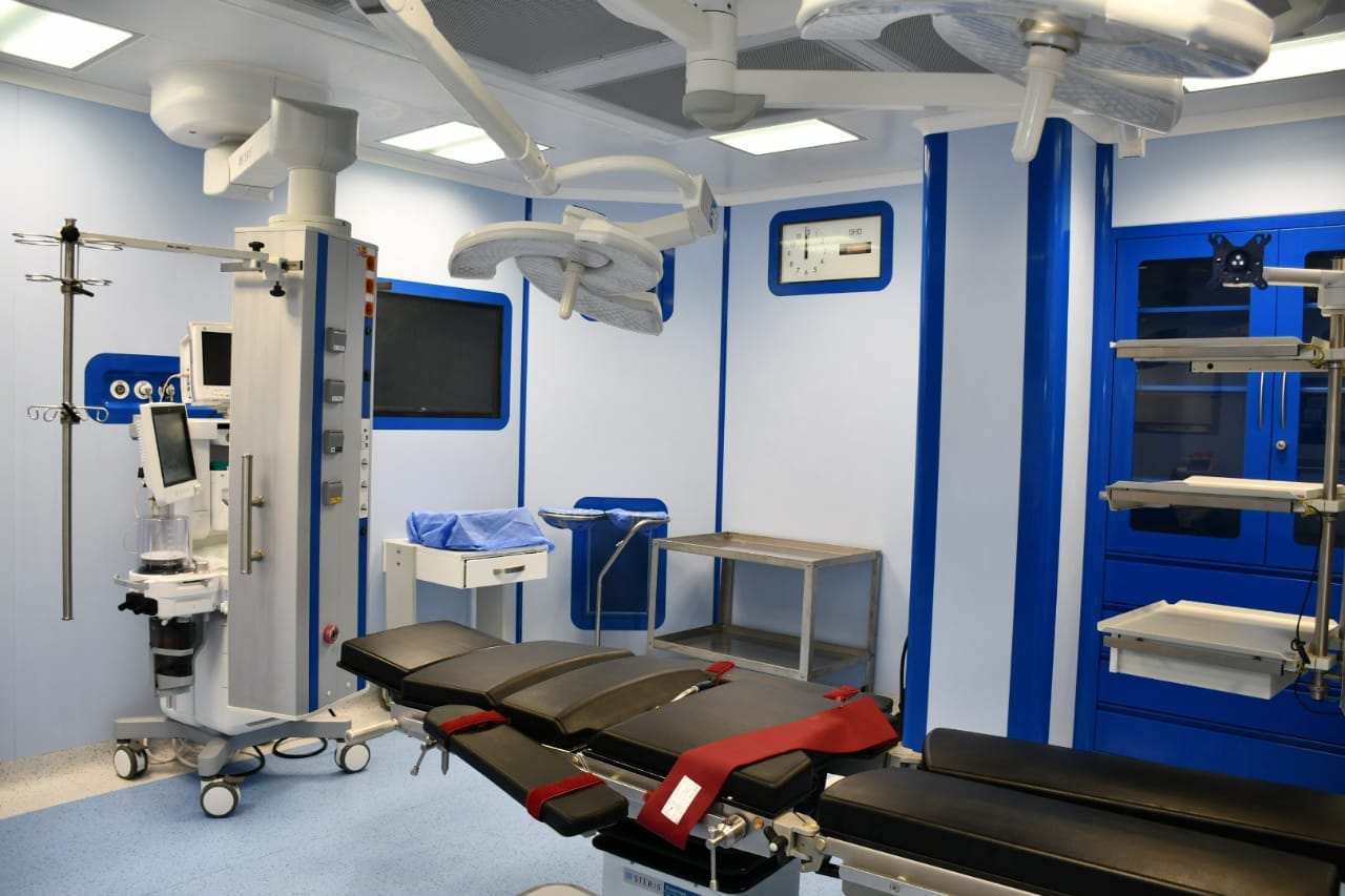 غرف عمليات حديثة داخل المعهد الطبى  بدمنهور