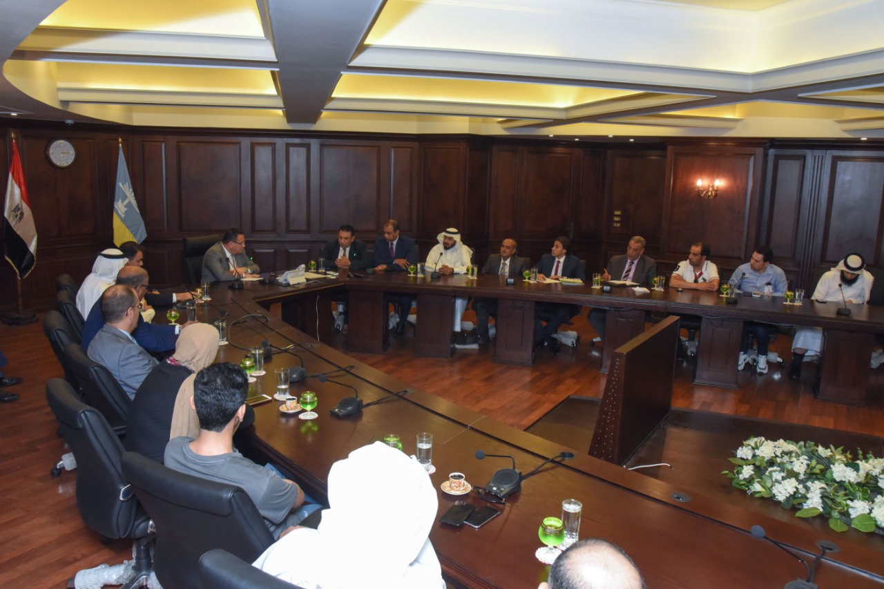لقاء محافظ الإسكندرية بوفد جامعة الدول العربية (7)