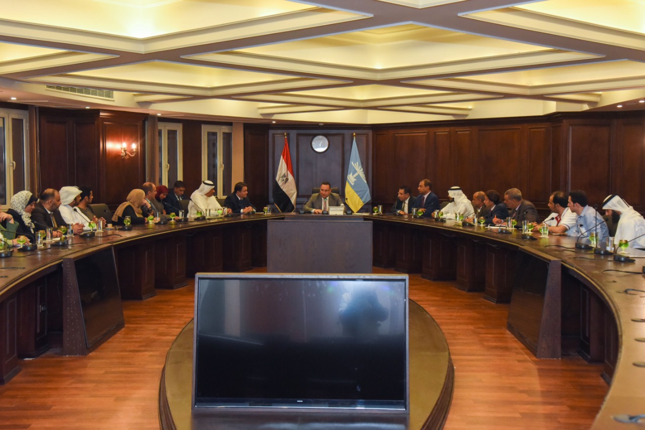 لقاء محافظ الإسكندرية بوفد جامعة الدول العربية (1)