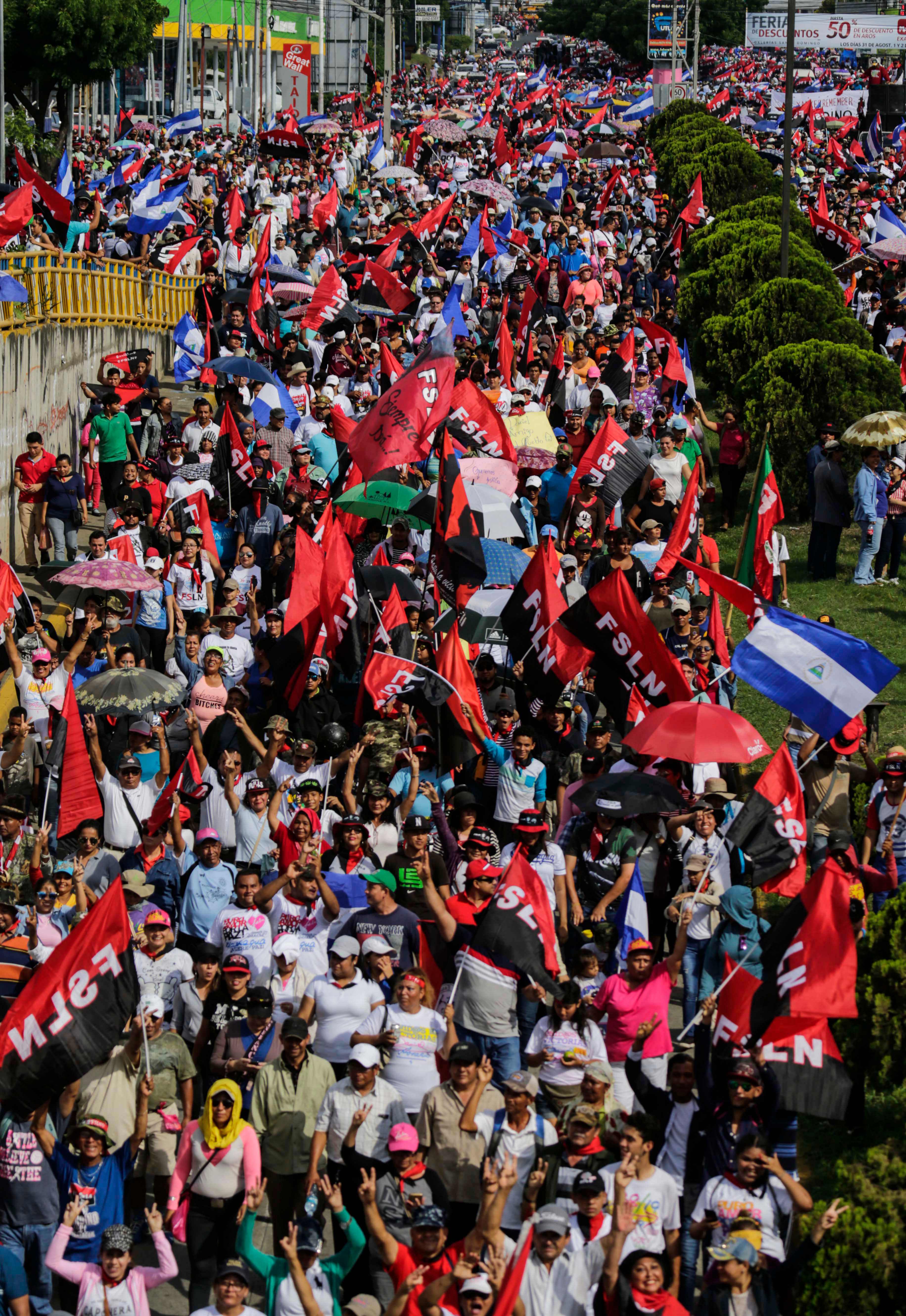الآلاف يتظاهرون فى نيكاراجوا