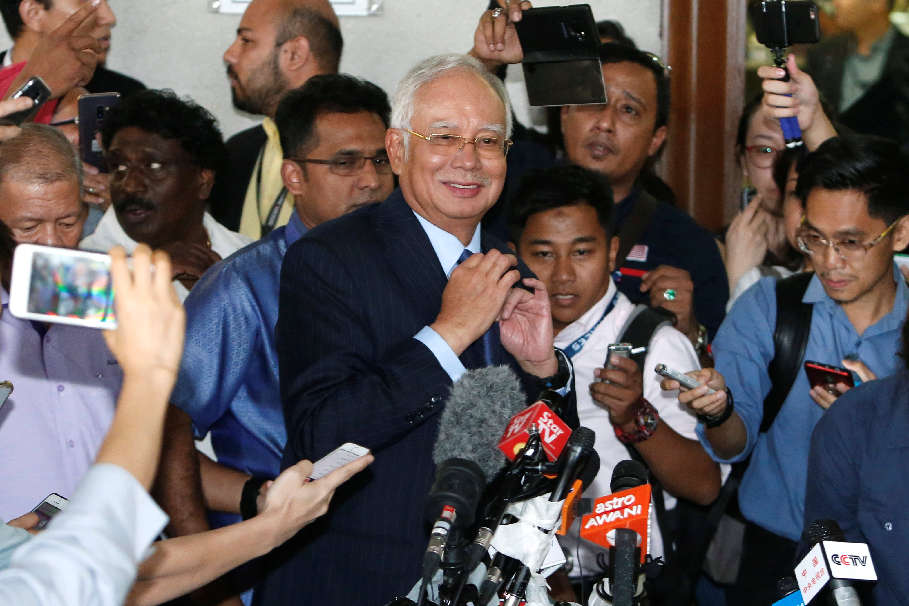 رئيس وزراء ماليزيا يواجه اتهامات بالفساد