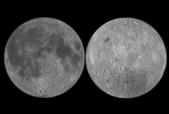 الجانب الغير مقابل للأرض من القمر  يمين  ويظهر اكثر سطوعا مقارنه مع الجانب المقابل للأرض  يسار  الذي يظهر اكثر ظلمة.