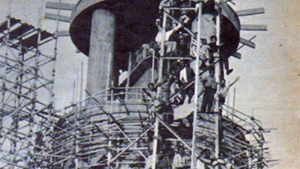 أحدى مراحل بناء برج القاهرة