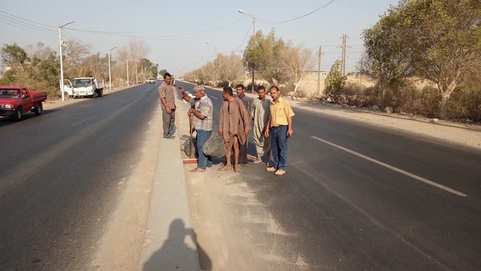 حملات نظافة بشوارع أسيوط استعداداً لزيارة رئيس الوزراء (3)