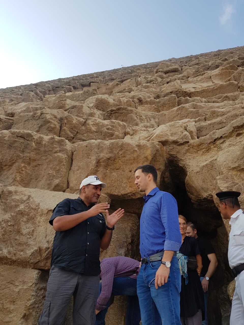 وزير الدولة للشئون الخارجية السلوفاكى يزور منطقة آثار الهرم (4)