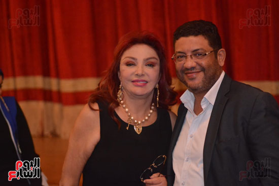 نجوم الفن والإعلام في افتتاح مسرحية  خيبتنا  لمحمد صبحي  (54)