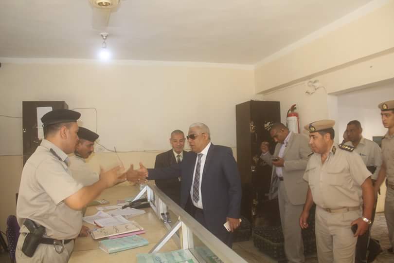  مدير أمن كفر الشيخ يفتتح مبادرة وزارة الداخلية بقرية ويتفقد الخدمات الأمنية  (15)
