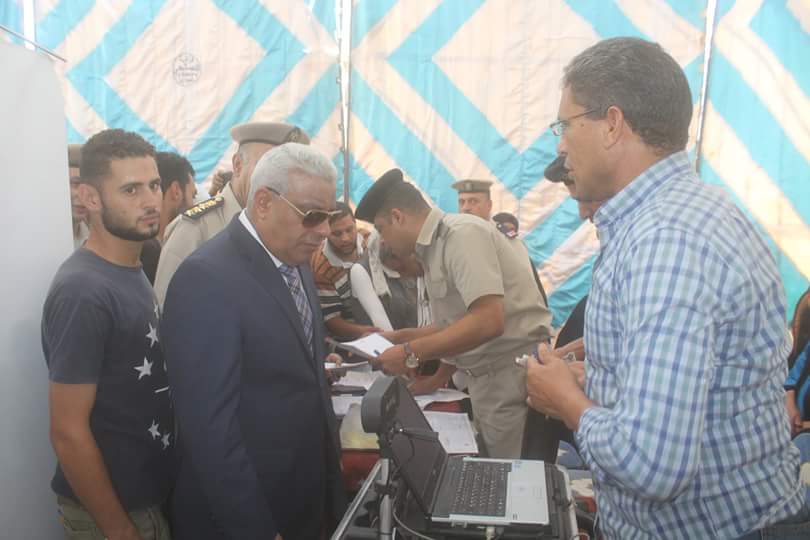  مدير أمن كفر الشيخ يفتتح مبادرة وزارة الداخلية بقرية ويتفقد الخدمات الأمنية  (11)