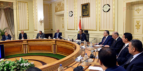 مصطفى مدبولى رئيس الوزراء، بوكيلى البرلمان، ورؤساء الهيئات البرلمانية (14)
