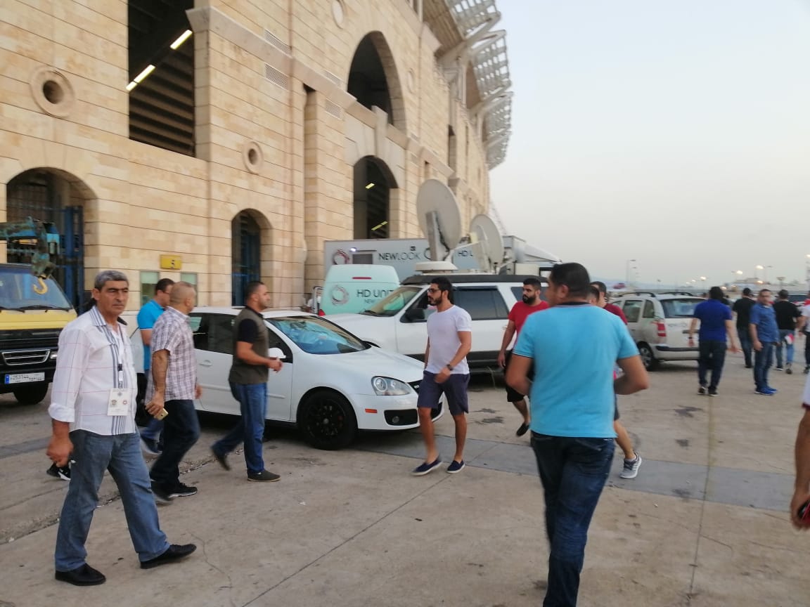 الجماهير قبل لقاء الاهلى والنجمة اللبناني