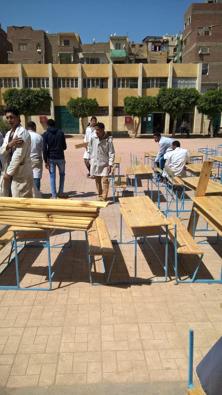 تعليم القليوبية تطلق أكبر مشروع للتخلص والاستفادة من الرواكد الخشبية بالمدارس  (7)