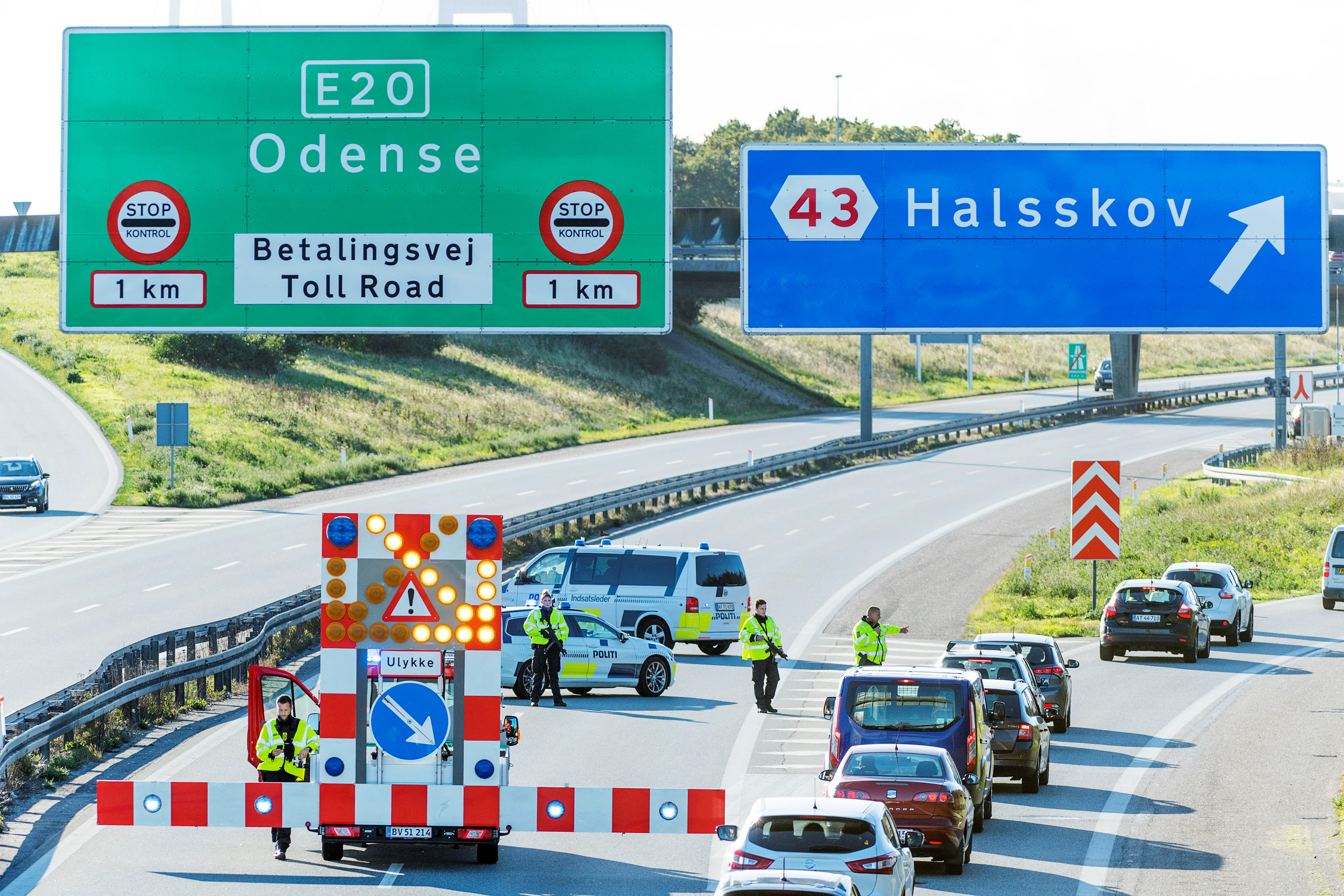 الشرطة الدنماركية تحول تقوم بتحويلة مرورية