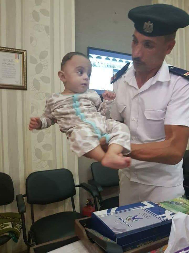  العثور على طفلة حديث الولادة (1)