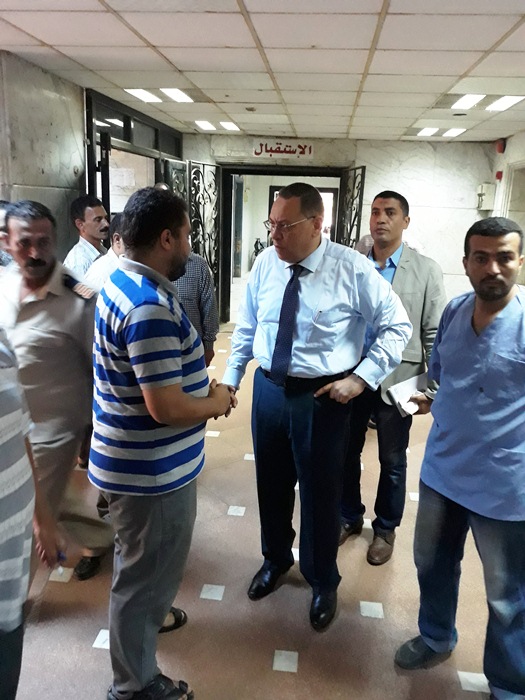 محافظ الشرقية يزور مستشفى ديرب نجم و القنايات (5)