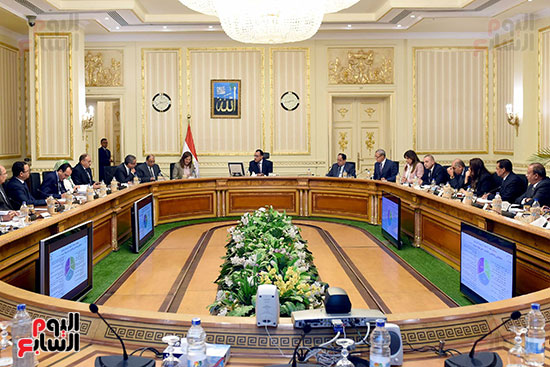 اجتماع اللجنة العليا لتمنية الصعيد (1)
