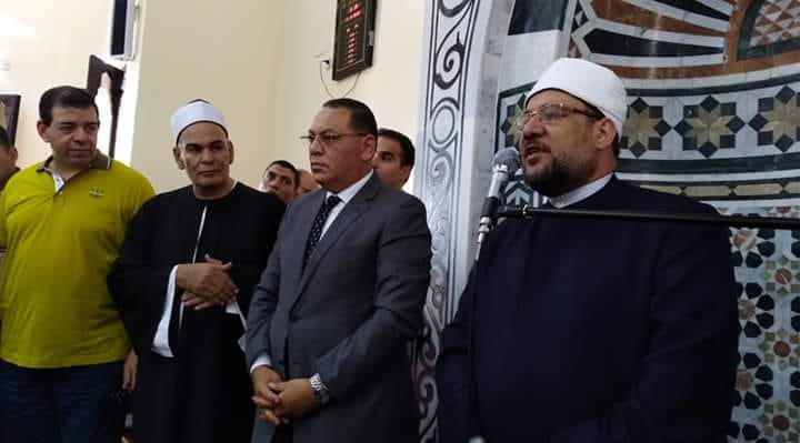 وزير الأوقاف ومحافظ الشرقية يفتتحان مسجد بالشرقية 