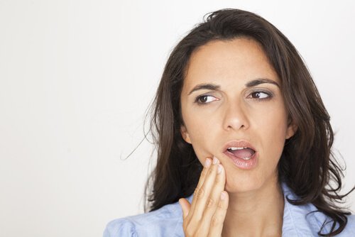 اعرف علاج قرحة الفم