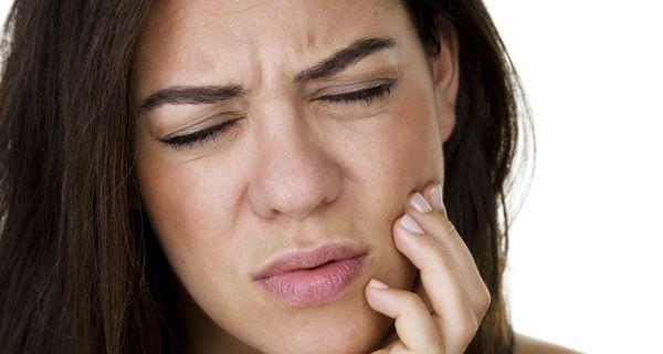 علاج قرحة الفم بوصفات طبيعية