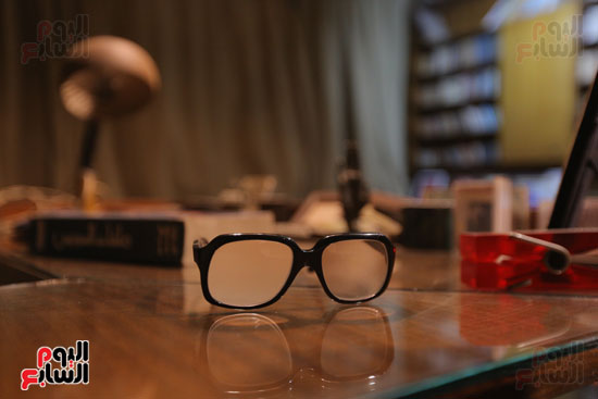 نظارة-القراءة--(1)