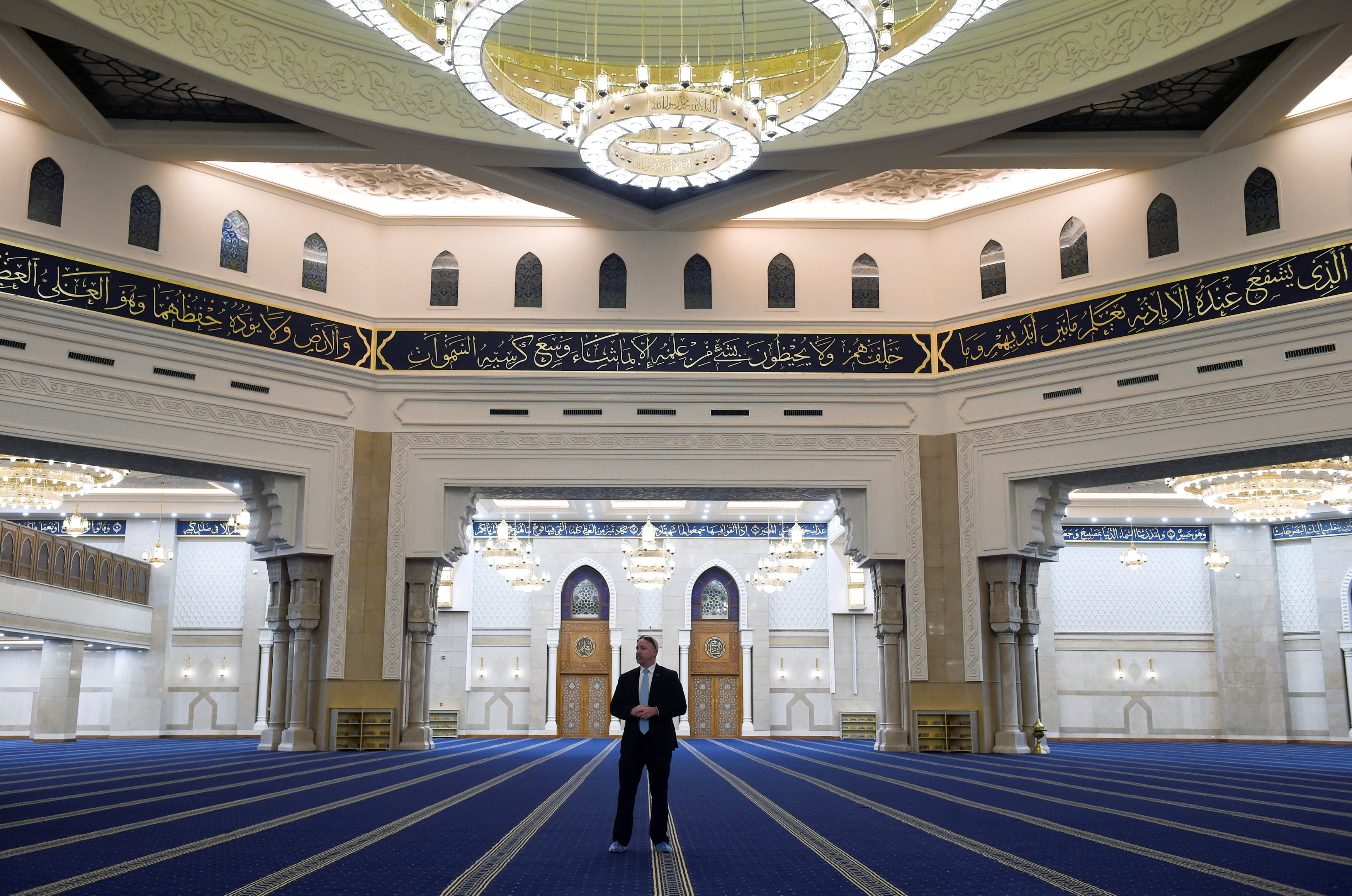 المسجد من الداخل