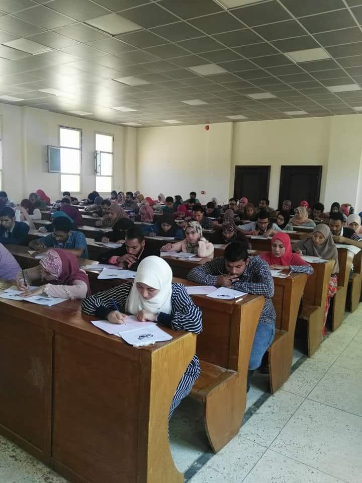 معهد دراسات المشروعات الصغيرة بجامعة بنى سويف (8)