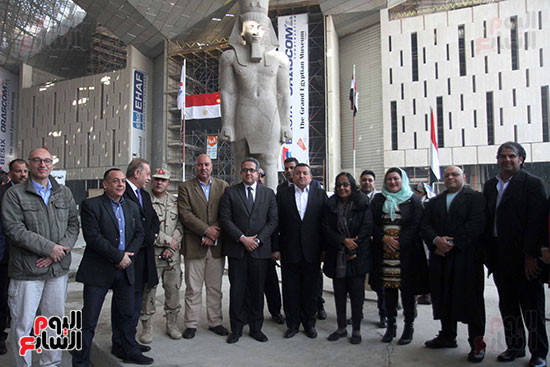 جولة لجنة الثقافة والإعلام والآثار بالبرلمان للمتحف المصري الكبير (27)