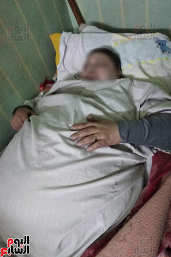 مريض يزن 190 كيلو جراما لمستشفى ناصر العام بشبرا الخيمة (1)