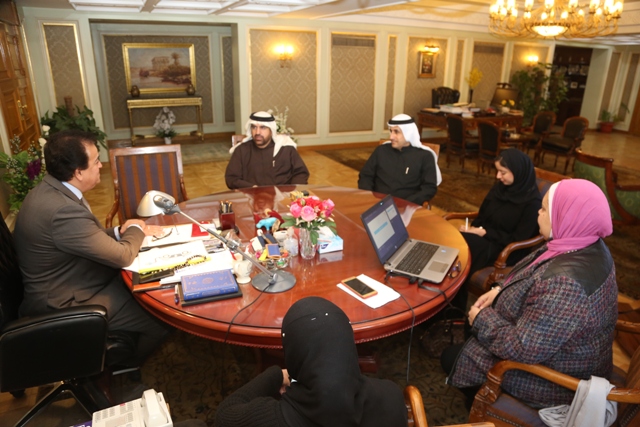 وزير التعليم العالى مع مدير مؤسسة محمد بن راشد للمعرفة (4)