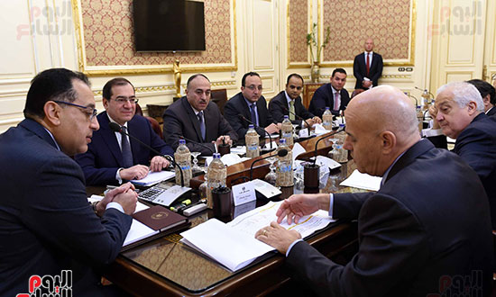 اجتماع رئيس الوزراء برئيس شركة  إيني  (3)