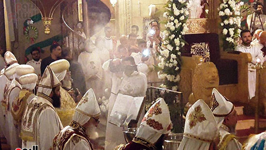 البابا تواضروس يترأس صلاة عيد الغطاس (7)