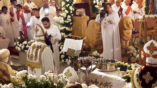 البابا تواضروس يترأس صلاة عيد الغطاس (6)