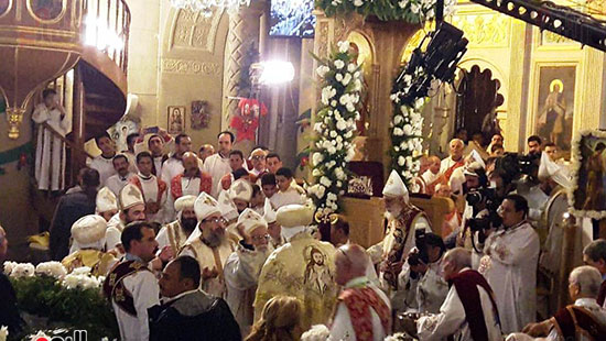 البابا تواضروس يترأس صلاة عيد الغطاس (2)