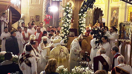 البابا تواضروس يترأس صلاة عيد الغطاس (15)