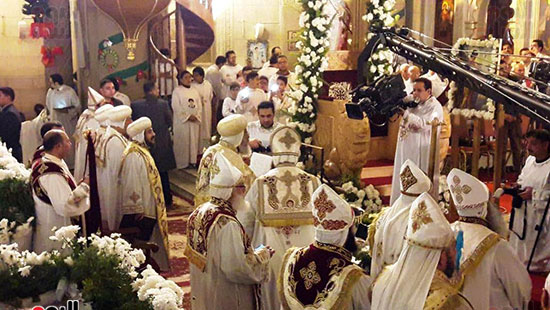 البابا تواضروس يترأس صلاة عيد الغطاس (13)