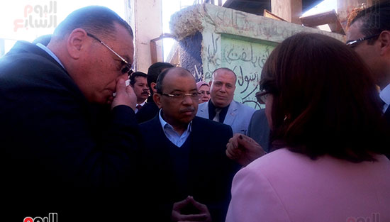 وزير-التنمية-المحلية-يتفقد-منطقة-أبو-الريش-(3)