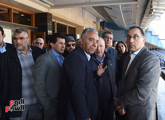 رئيس الوزراء يتفقد المنشآت الرياضية باستاد القاهرة (12)