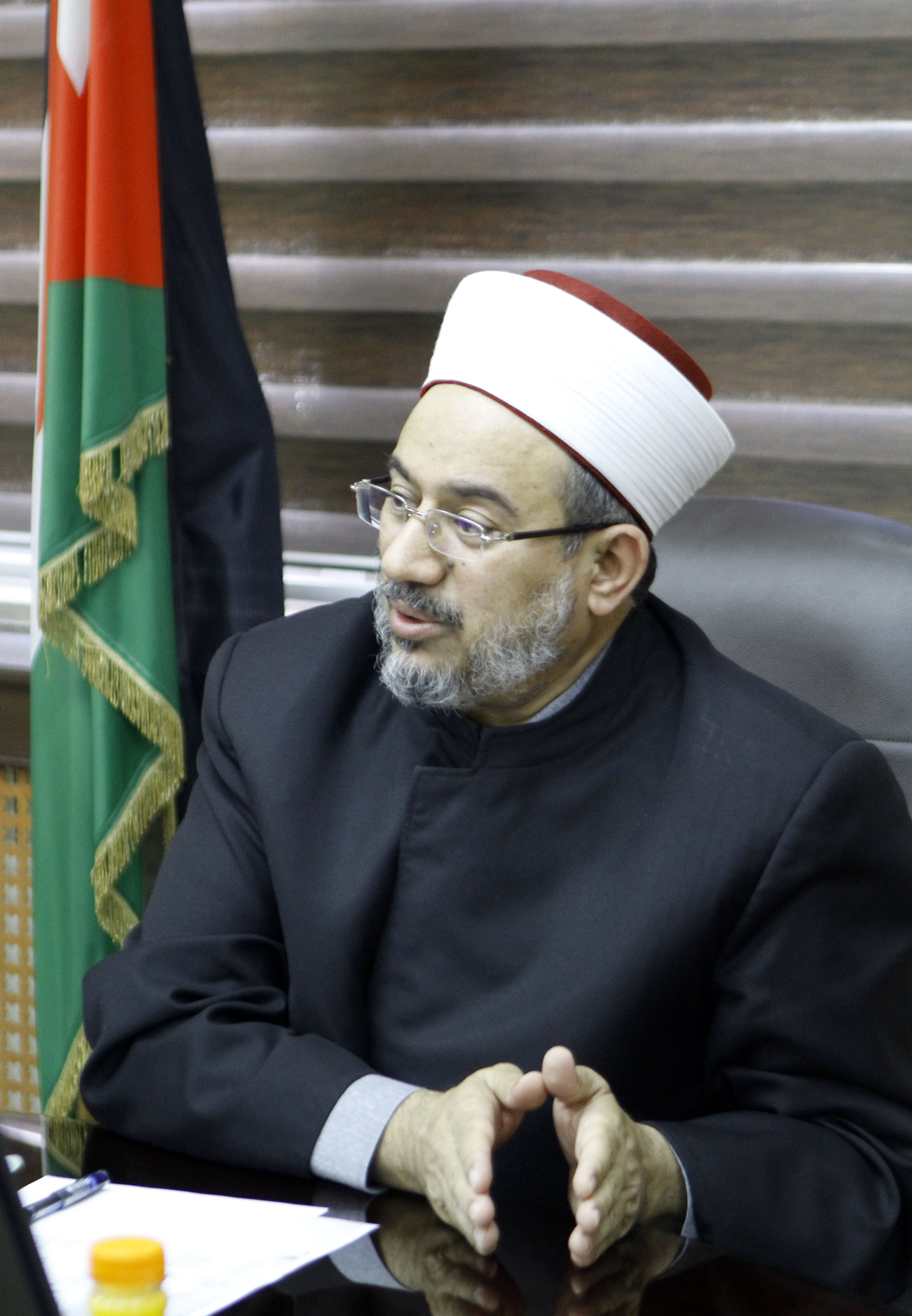 عبدالناصر أبو البصل وزير الأوقاف الأردنى (2)