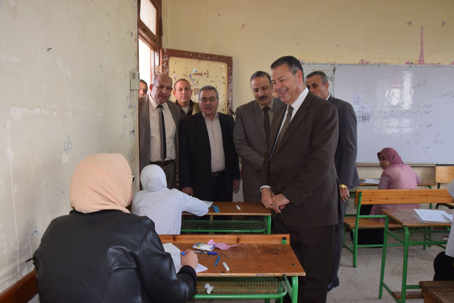 جولة محافظة بنى سويف على لجان الامتحانات (4)